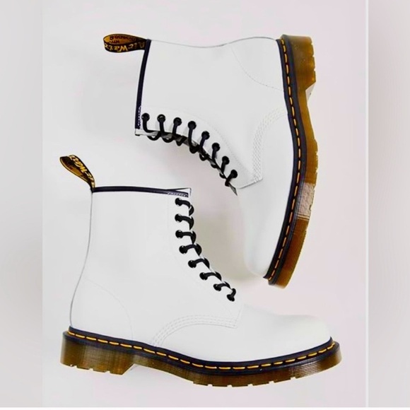 Dr Martens White Patent leather lace up utility moto boots size 7 90’s grunge - Picture 10 of 13